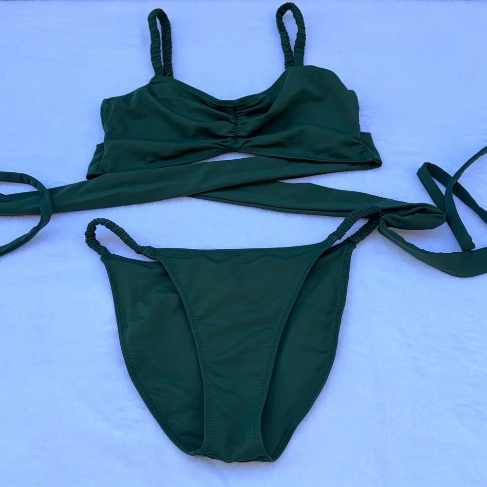 PARI DESAI SARITA SWIMSUIT PALM TOP & BOTTOM SIZE SMALL